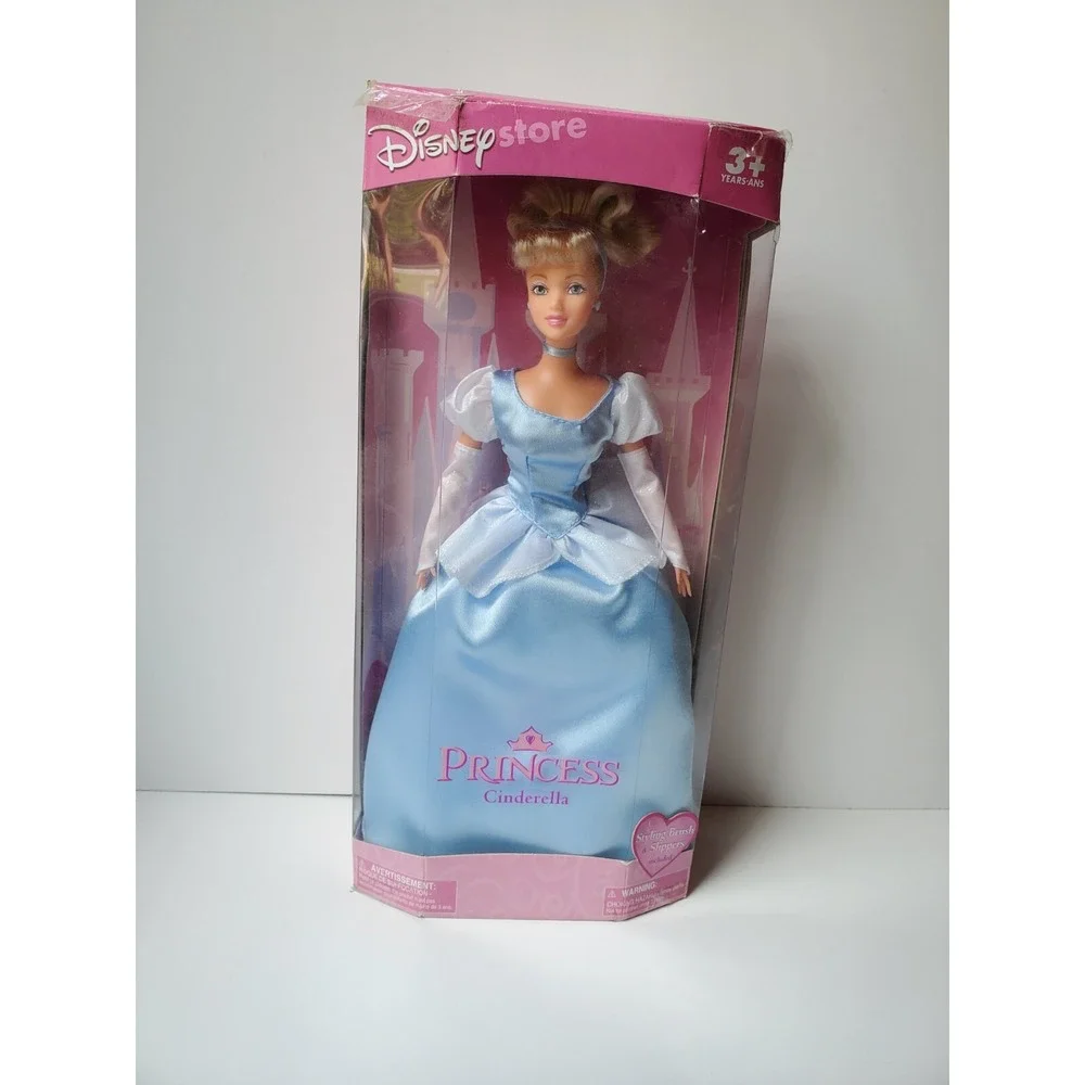 Vintage DISNEY STORE Exclusive PRINCESS CINDERELLA DOLL NIB - Brush &‎ Slippers